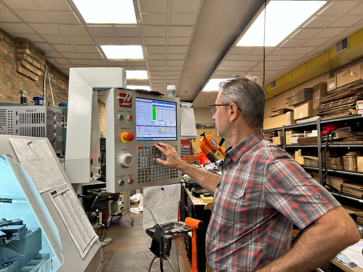 Advanced Machine team working on rapid prototyping and design